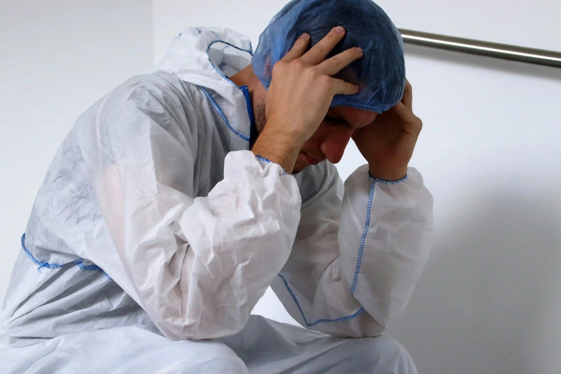 Curaj, să nu ne ascundem!