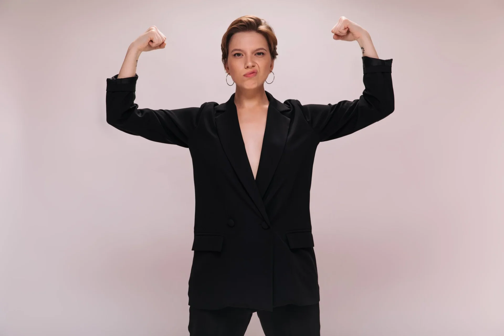 Când femeia vrea să fie totul